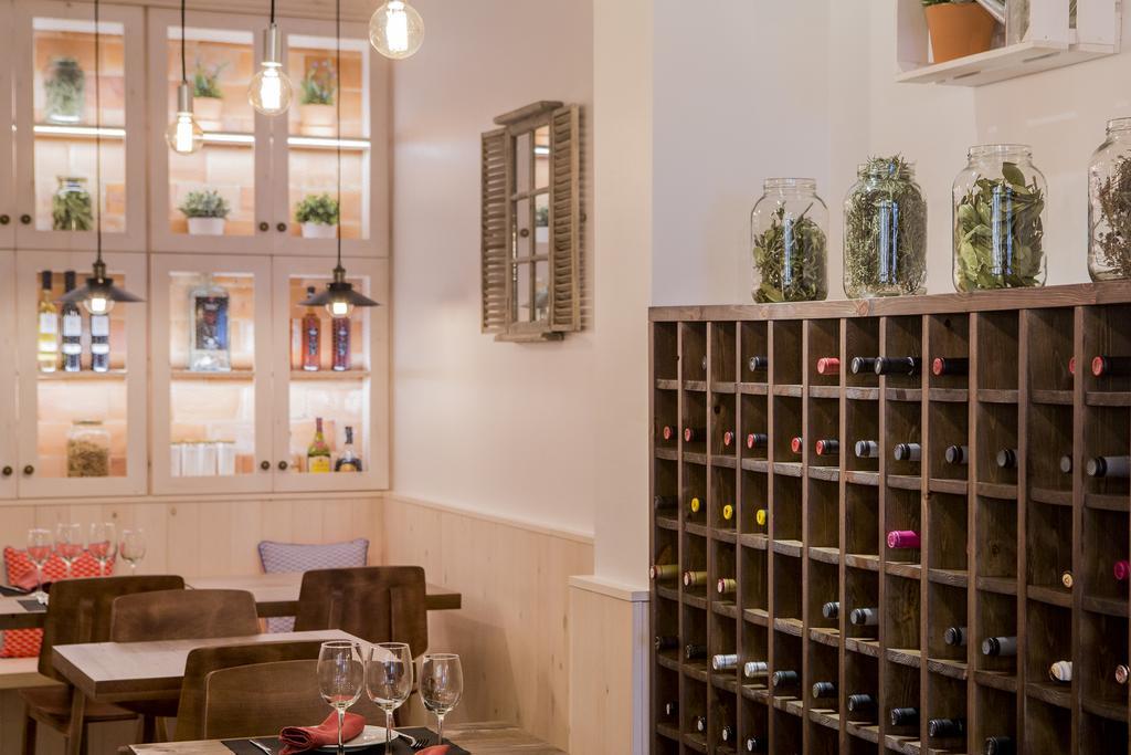 Hostal La Creu Mora d'Ebre Εξωτερικό φωτογραφία